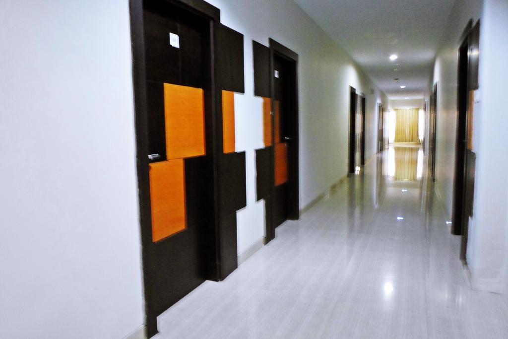 Hotel Grand Karawang Indah Buitenkant foto